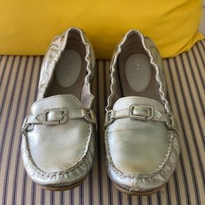 Silver Rockport Flexible Loafers!